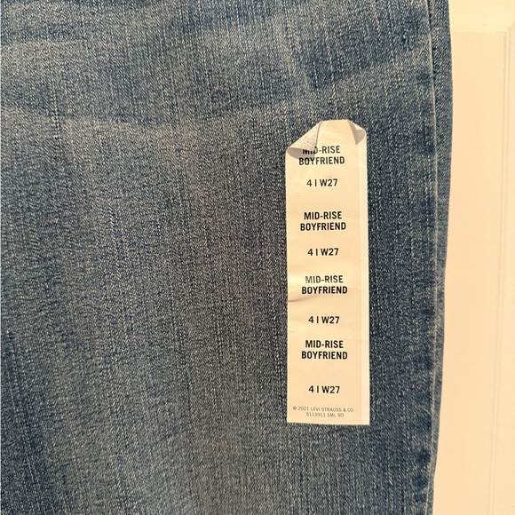 Signature by Levi Strauss & Co. Women's Mid Rise Boyfriend Sz 4 W27 NWT - Picture 3 of 11